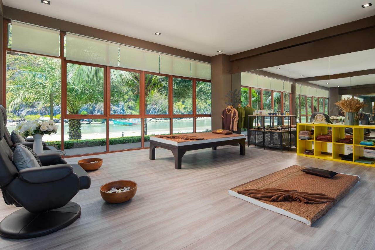 La Isla Pranburi Beach Resort Sam Roi Yot Exteriör bild