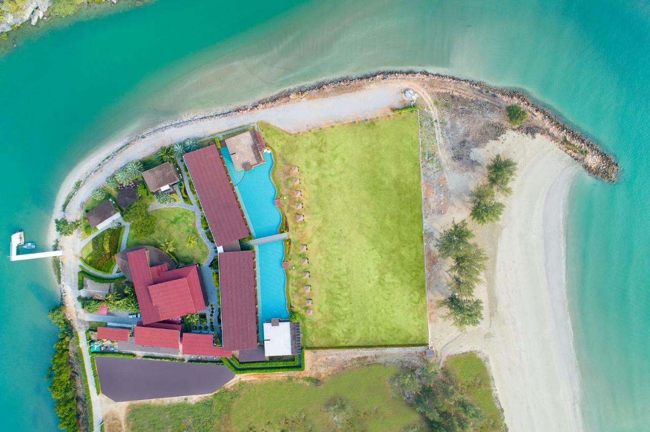 La Isla Pranburi Beach Resort Sam Roi Yot Exteriör bild